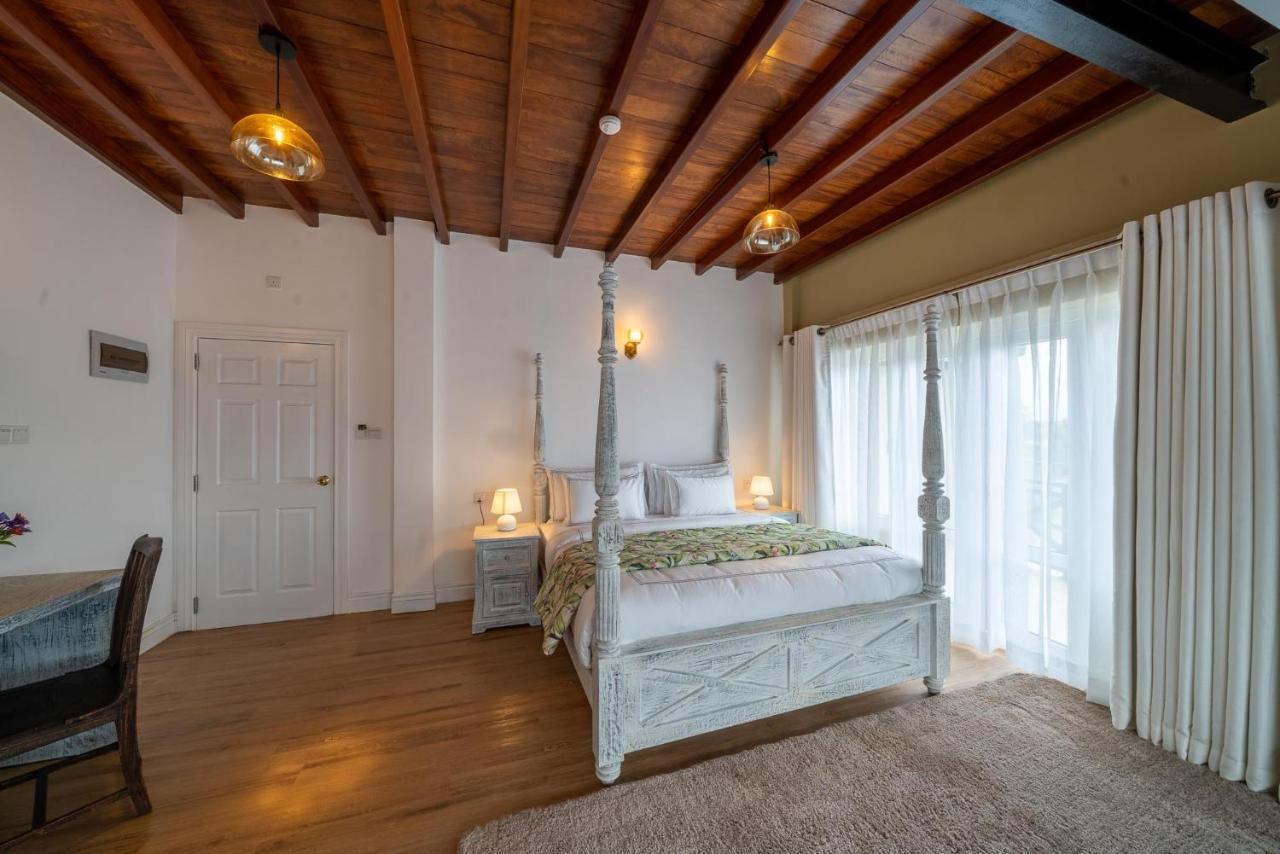 Pedro Barn Hotel At Little England Cottages Нувара-Элия Экстерьер фото