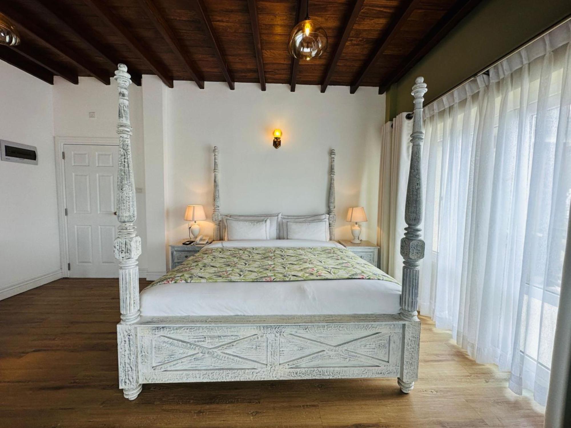 Pedro Barn Hotel At Little England Cottages Нувара-Элия Экстерьер фото